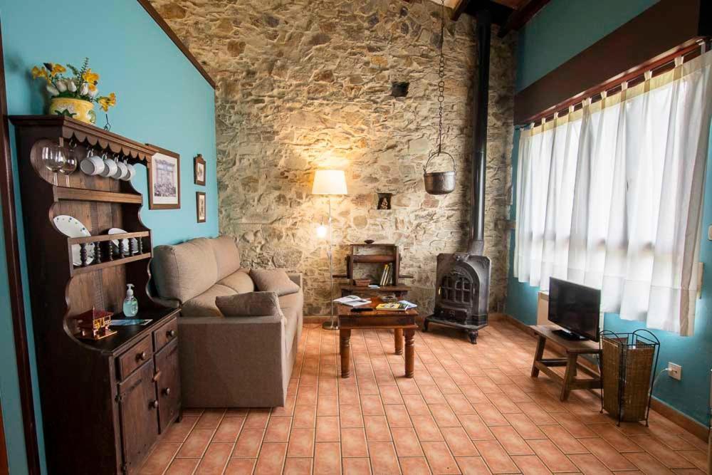 Apartamentos El Cueto Oviñana Esterno foto