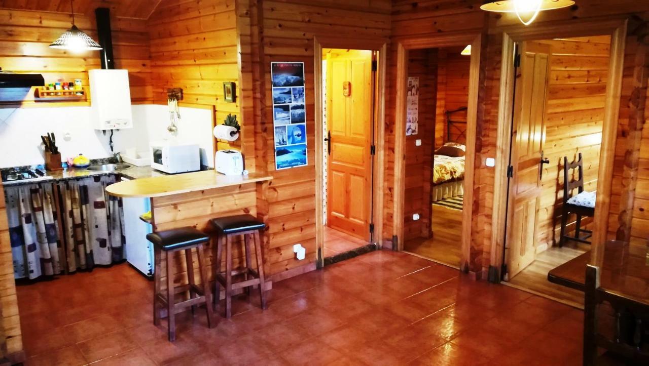 Apartamentos El Cueto Oviñana Esterno foto